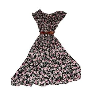 80s Cottage Core Floral Maxi Dress with Pearl Buttons